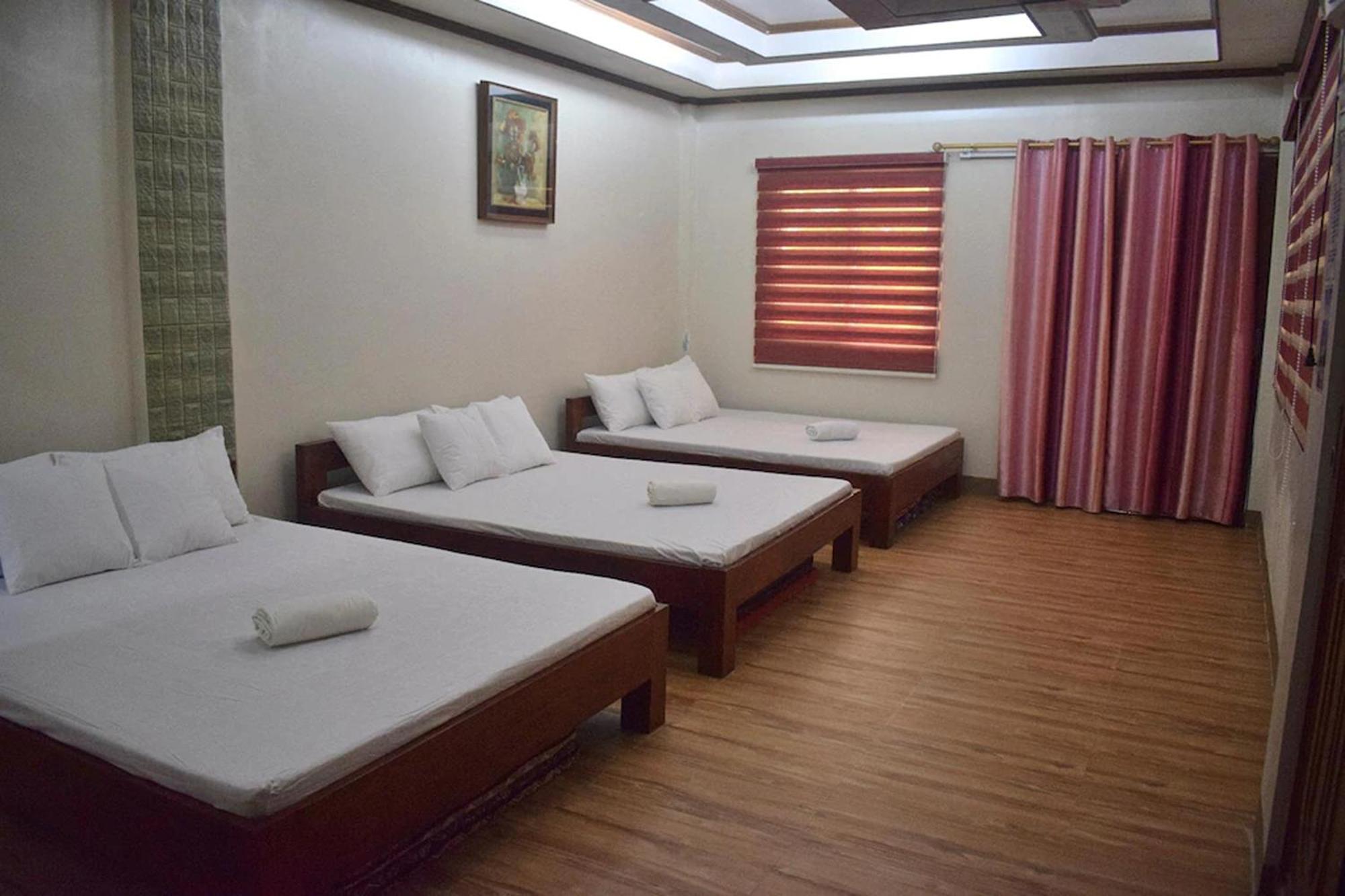 Hotel Fnt Transient House Near Hundred Islands Alaminos Exterior foto